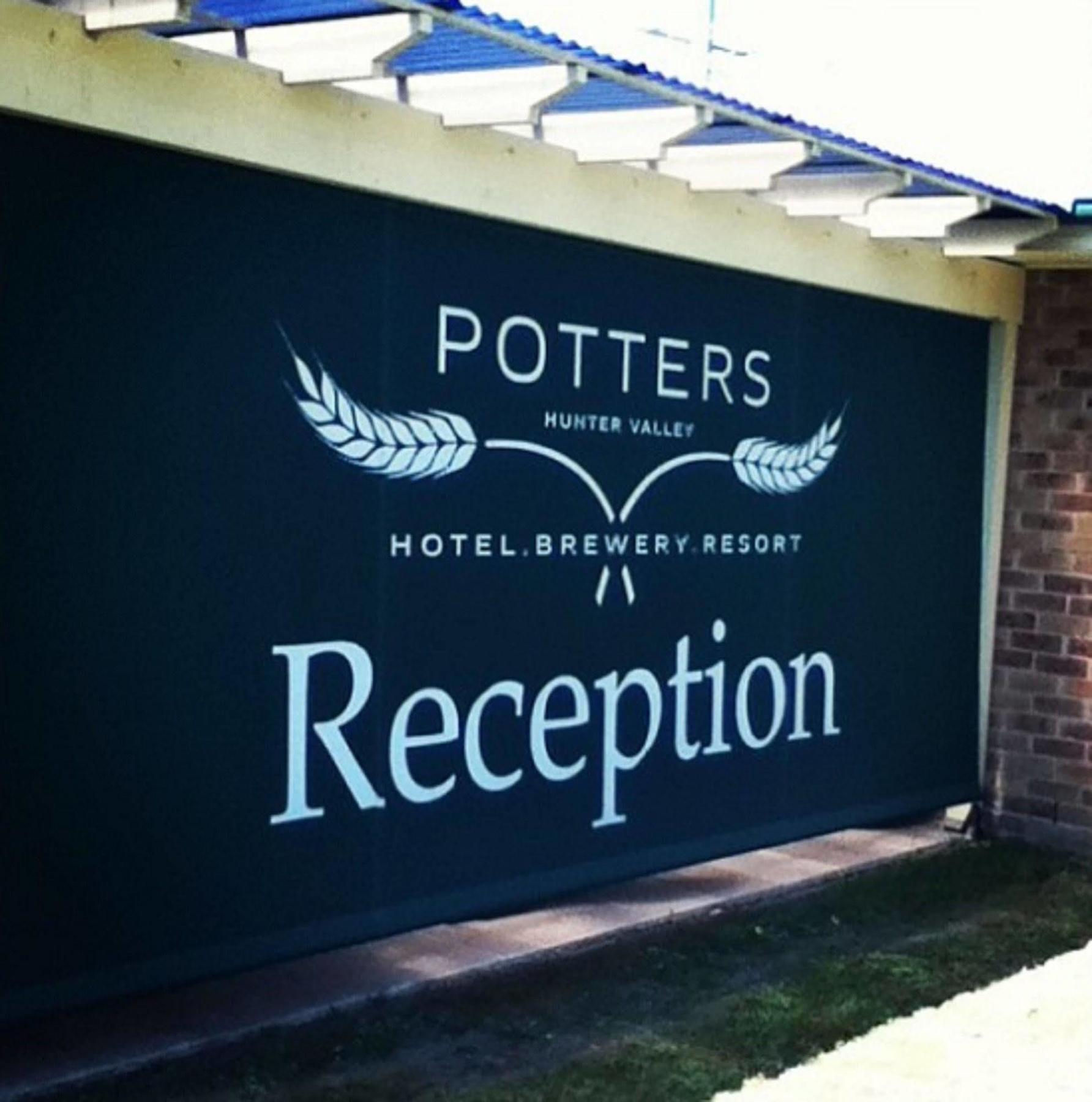 Potters Apartments Cessnock Exterior photo